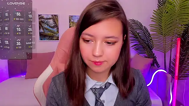 Snapshot of Lina_Brownie chatting on September 2025 03:41:02 AM Lina Brownie online show from September 2025 03:41:02 AM