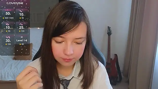 Snapshot of Lina_Brownie chatting on October 2025 03:51:01 AM Lina Brownie online show from October 2025 03:51:01 AM