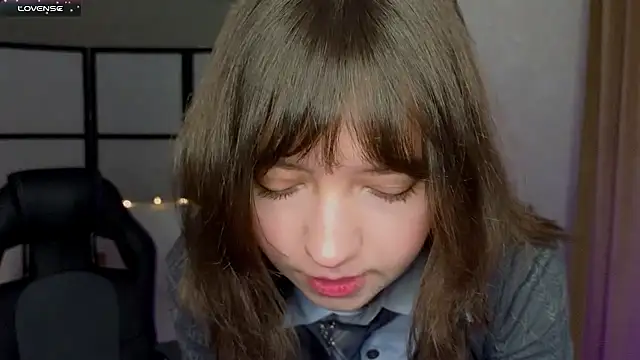 Snapshot of Lina_Brownie chatting on November 2025 10:51:01 AM Lina Brownie online show from November 2025 10:51:01 AM