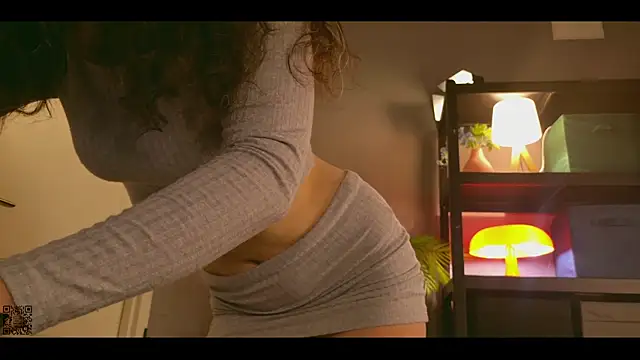 Miley Smile online show from September 2025 05:34:02 AM