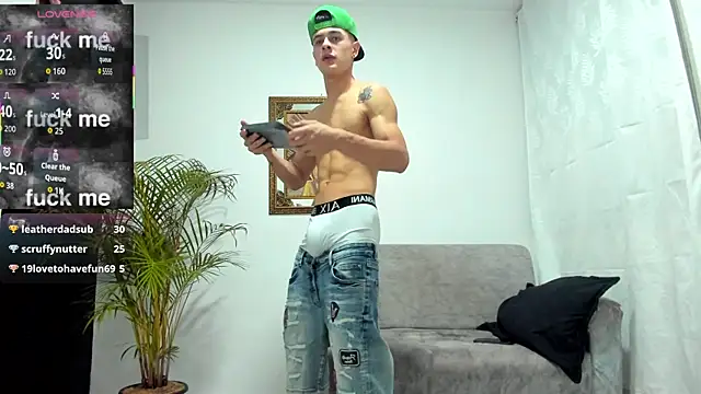 JuniorMorris  online show from November 2025 11:16:02 PM