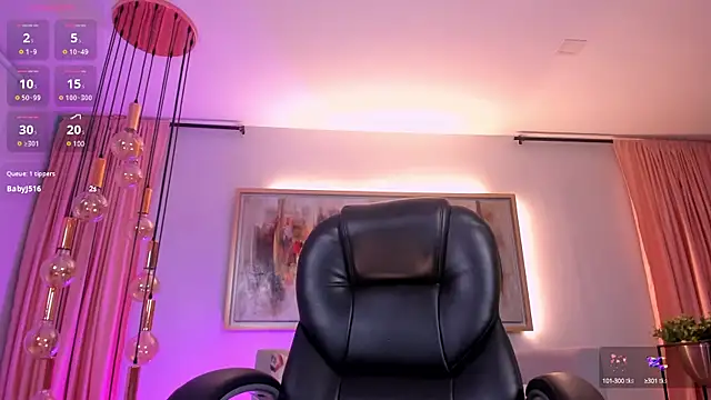 RoxanneHill  online show from January 2025 05:56:02 PM