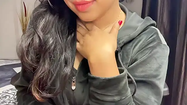 Spice-Summi online show from January 2025 12:41:01 PM