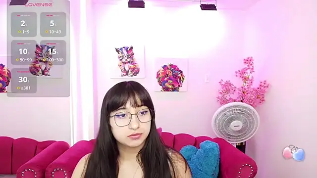 Miss dolly  online show from September 2025 12:43:02 PM