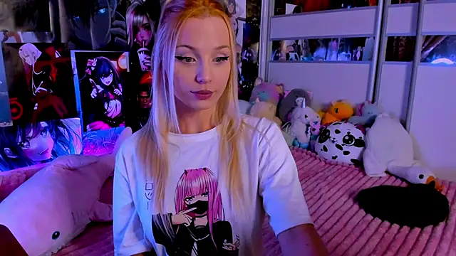 Cute  Pony online show from December 2024 09:39:01 PM