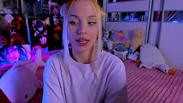 Snapshot of Cute__Pony chatting on April 2026 08:55:02 PM Cute Pony online show from April 2026 08:55:02 PM