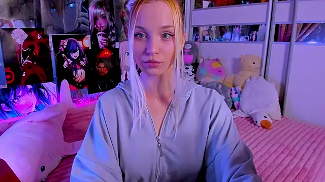 Snapshot of Cute__Pony chatting on June 2026 08:19:02 PM Cute Pony online show from June 2026 08:19:02 PM