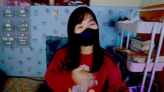   Saphia   online show from March 2025 12:48:01 AM