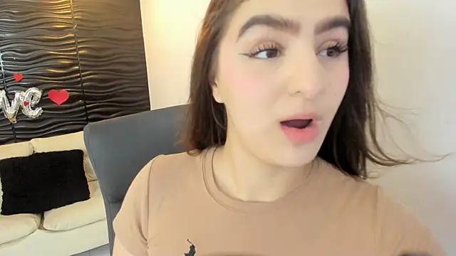 Snapshot of sofia_44 chatting on April 2026 01:41:02 PM sofia 44 online show from April 2026 01:41:02 PM