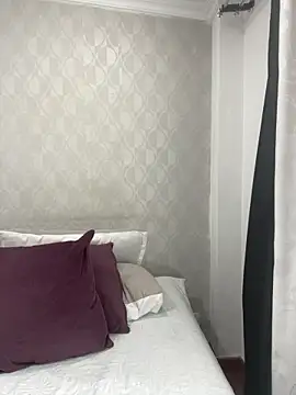 Snapshot of dayis_butera chatting on February 2026 12:32:02 PM dayis butera online show from February 2026 12:32:02 PM