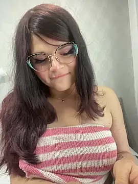 Snapshot of dayis_butera chatting on February 2026 12:12:01 PM dayis butera online show from February 2026 12:12:01 PM