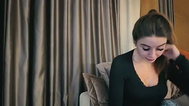 Snapshot of your_bunnygirl chatting on November 2025 07:36:03 PM your bunnygirl online show from November 2025 07:36:03 PM