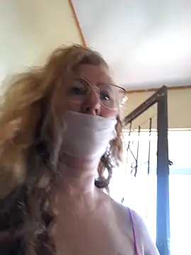 MILEIDE980 online show from March 2025 12:19:02 PM