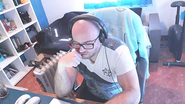 ravingr4d4 online show from February 2025 03:16:01 PM