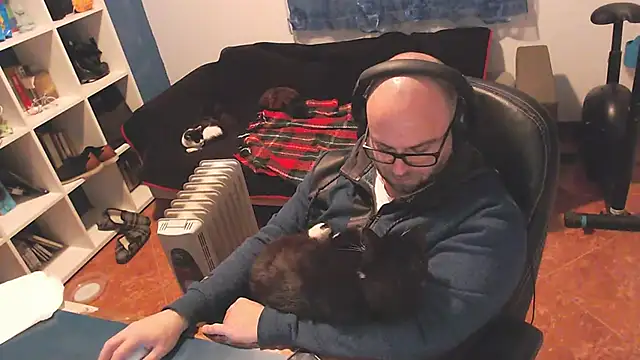 ravingr4d4 online show from February 2025 10:29:02 PM