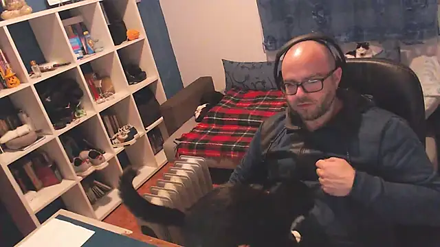 ravingr4d4 online show from February 2025 11:04:02 PM