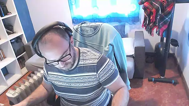 ravingr4d4 online show from March 2025 12:15:02 PM