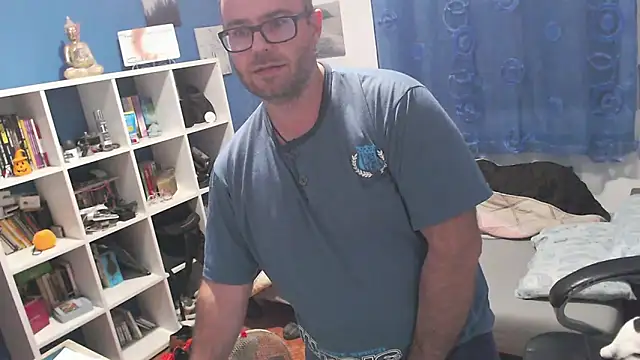 ravingr4d4 online show from November 2025 11:48:01 PM