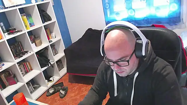 ravingr4d4 online show from December 2025 09:37:01 AM