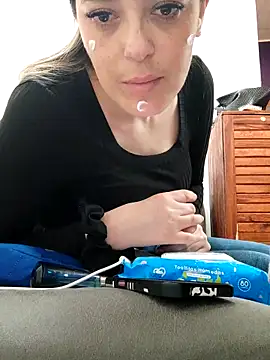 Snapshot of Daniela77771 chatting on September 2025 03:06:02 PM Daniela77771 online show from September 2025 03:06:02 PM