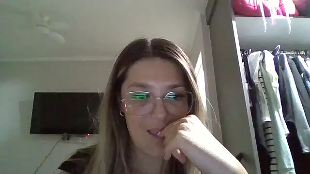 Snapshot of Daniela77771 chatting on March 2026 01:46:02 AM Daniela77771 online show from March 2026 01:46:02 AM