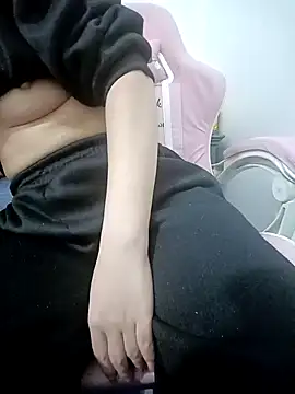 SweetGirl2k2 online show from January 2025 02:19:01 PM