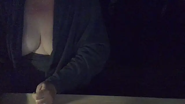 Silvia2277 online show from November 2025 09:50:02 PM