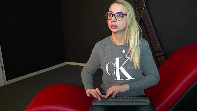 CelineConner online show from February 2025 05:16:01 AM