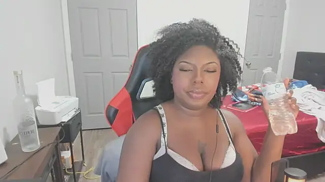 demi xoxo online show from October 2025 05:10:01 AM