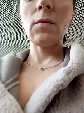 Brilliant-Queen1 online show from February 2025 12:43:01 AM