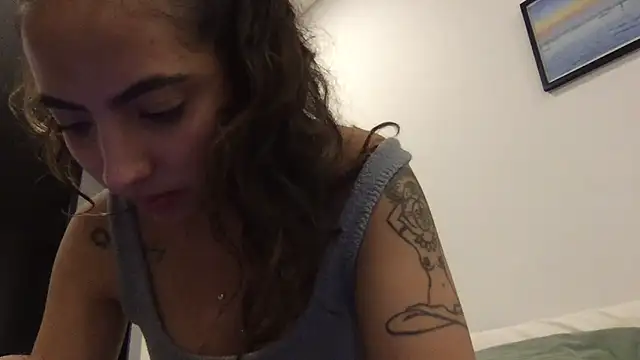 Sophi  a online show from March 2026 12:38:01 AM