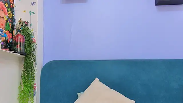 Snapshot of moon_cake chatting on October 2025 04:57:02 AM moon cake online show from October 2025 04:57:02 AM