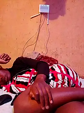 cute naimah online show from December 2025 07:53:02 PM