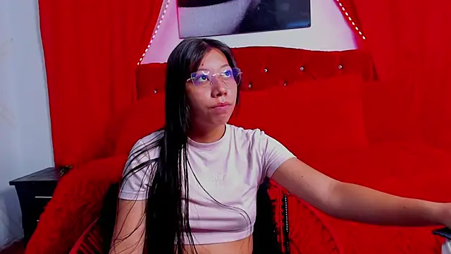 Snapshot of sexylaurita chatting on January 2025 11:59:01 AM sexylaurita online show from January 2025 11:59:01 AM