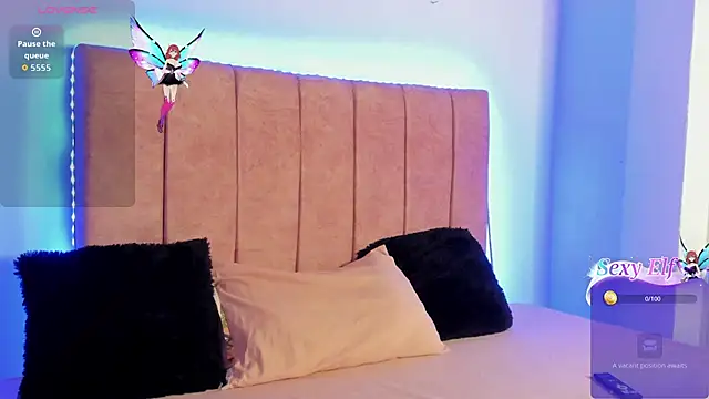 sexylaurita online show from February 2026 02:43:01 PM