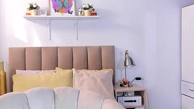 Zoe Gruber online show from February 2026 09:41:01 PM