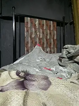 Zeezoo17 online show from April 2026 05:43:02 AM