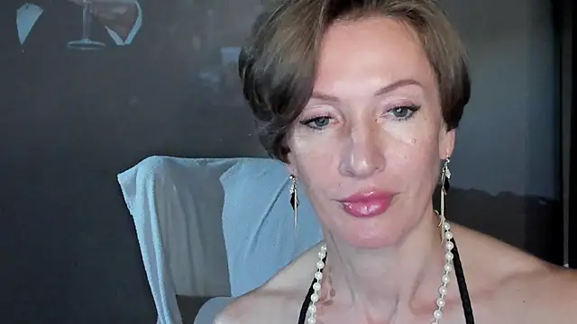 Snapshot of Dorothy_Meyer chatting on July 2026 04:09:01 AM Dorothy Meyer online show from July 2026 04:09:01 AM