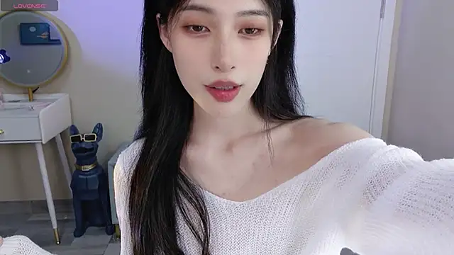 Aurora 99 online show from December 2024 01:23:02 PM