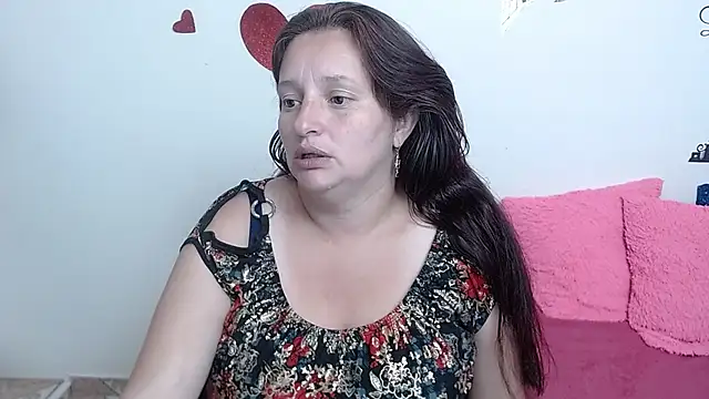 CristialJones  online show from December 2024 01:45:02 PM