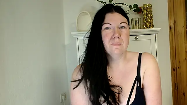 p6w official online show from March 2026 05:12:02 AM