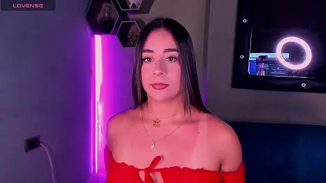 Snapshot of Sussy_Bell01 chatting on February 2025 08:35:02 PM Sussy Bell01 online show from February 2025 08:35:02 PM