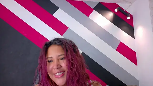 I am yours- online show from November 2025 11:43:02 AM