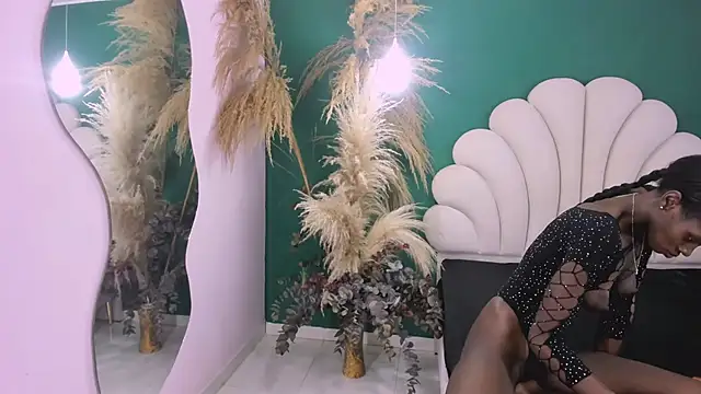 bonieklent online show from February 2025 03:47:02 AM