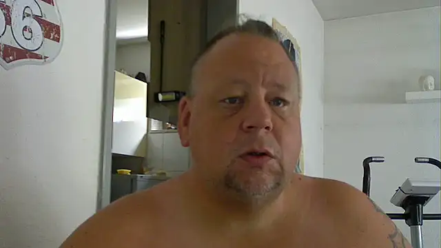 Snapshot of pimmelmann3 chatting on June 2026 08:33:02 AM pimmelmann3 online show from June 2026 08:33:02 AM