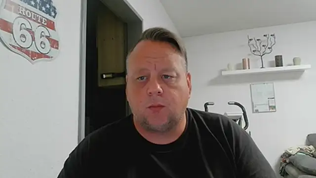 Snapshot of pimmelmann3 chatting on July 2026 08:29:02 PM pimmelmann3 online show from July 2026 08:29:02 PM