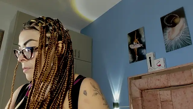 SAMY NIX online show from December 2025 12:03:02 PM