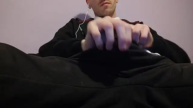  Hocthus  online show from February 2025 06:37:01 PM