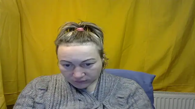 wLESLYMOSw online show from February 2025 08:15:01 PM