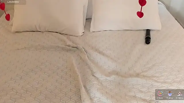 EmmaSanzz  online show from February 2025 12:27:01 PM